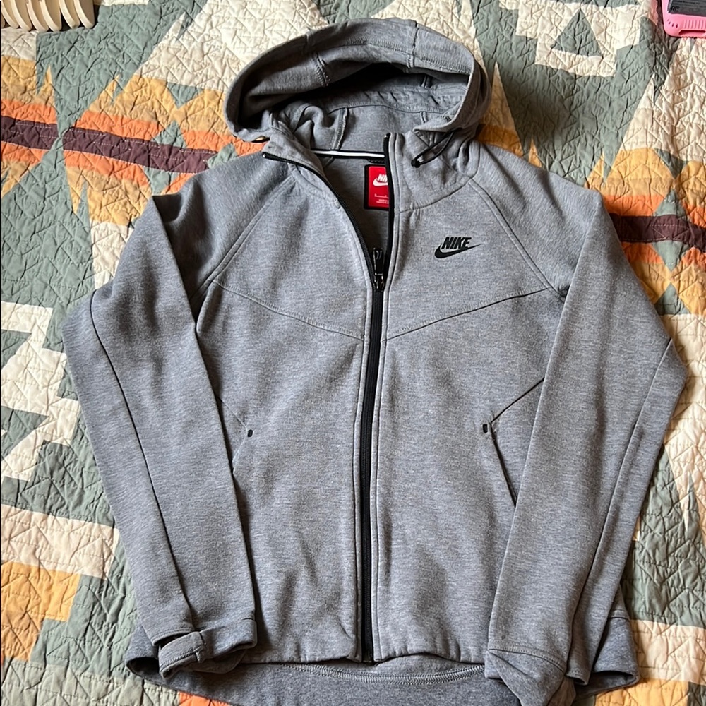 Nike Gray Hooded Tech Fleece full zip